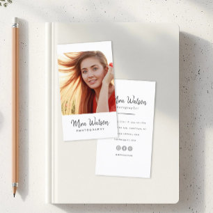 Cartão De Visita Fotografia Simples com Típico de Script Moderno e