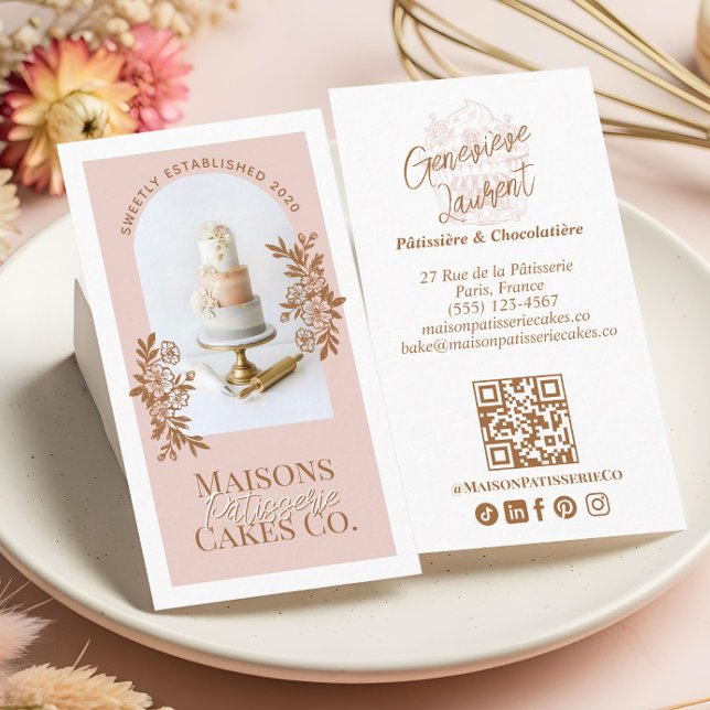 Cartão De Visita French Bakery Hand Drawn Cupcake Pastry Cake Photo (French Bakery Hand Drawn Cupcake Pastry Cake Photo Business Card)