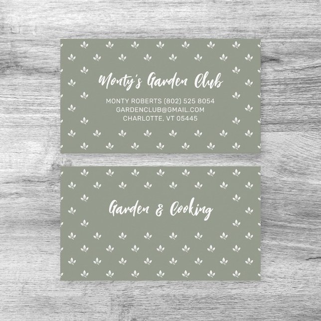 Cartão De Visita Gardener de Nomes Personalizados Desenhados Modern (Gardener calling card template with white leaf pattern design on dusky green background.)