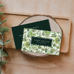 Cartão De Visita Green Boho Vintage Floral<br><div class="desc">Barato personalizado cartões de visitas impressos personalizados com seu nome e informações de contato. Este design elegante chic apresenta um fundo de impressão floral verde boho vintage. Use as ferramentas de design para editar o texto com as fontes e cores que desejar. Altere a cor de fundo ou faça upload...</div>