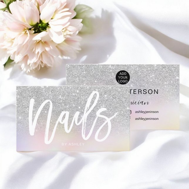 Cartão De Visita holográfico de glitter prateado do script do Unhas (Nails script silver glitter chic holographic business card)
