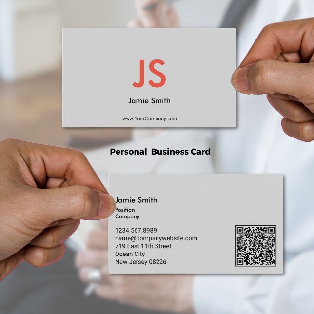 Cartão De Visita Iniciais Vermelhas sofisticadas Código QR Preto e  (Sophisticated Red Initials QR-code Black & Gray Business Card)