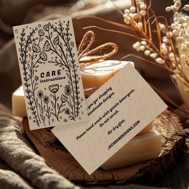 Cartão De Visita INSTRUÇÕES DE CUIDADO BONITO Elegante (CARE INSTRUCTIONS Cute Elegant Wildflower Kraft Business Card
)