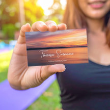 Instrutor de Yoga ao Pôr do Sol sobre o Lago Profe