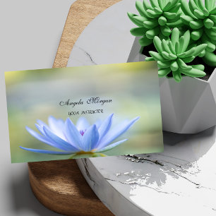 Cartão De Visita Instrutor de Yoga Lótus Azul Elegante