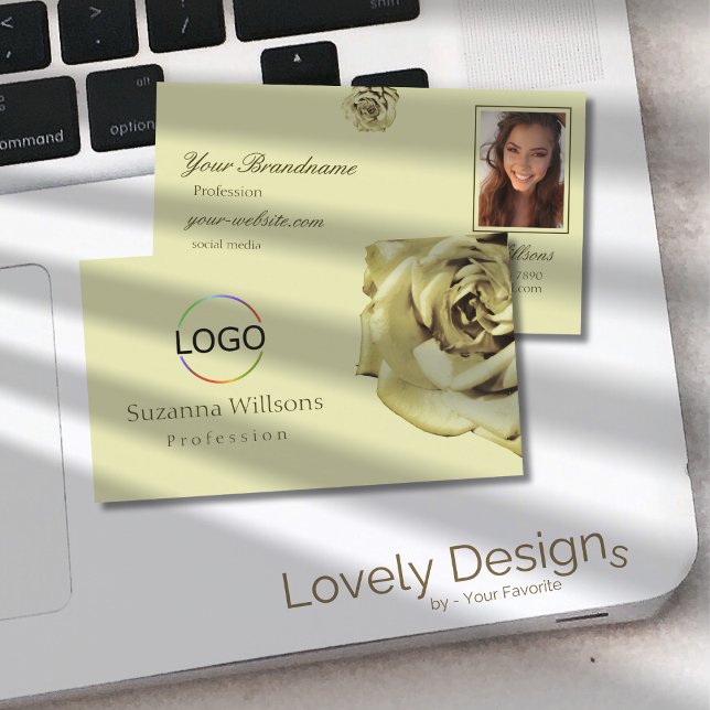 Cartão De Visita Linda Rosa com bege pastel com logotipo e foto (Criador carregado)