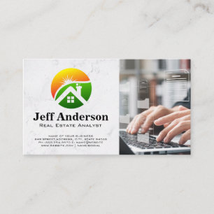 Cartão De Visita Logotipo de Imóveis Pessoa no Laptop