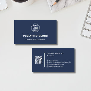 Cartão De Visita Logotipo de QR da Clínica Pediátrica Azul Marinho