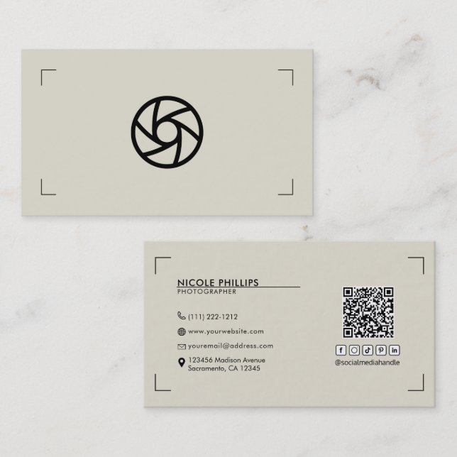 Cartão De Visita Logotipo personalizado bege Colchetes de fotografi (Frente/Verso)
