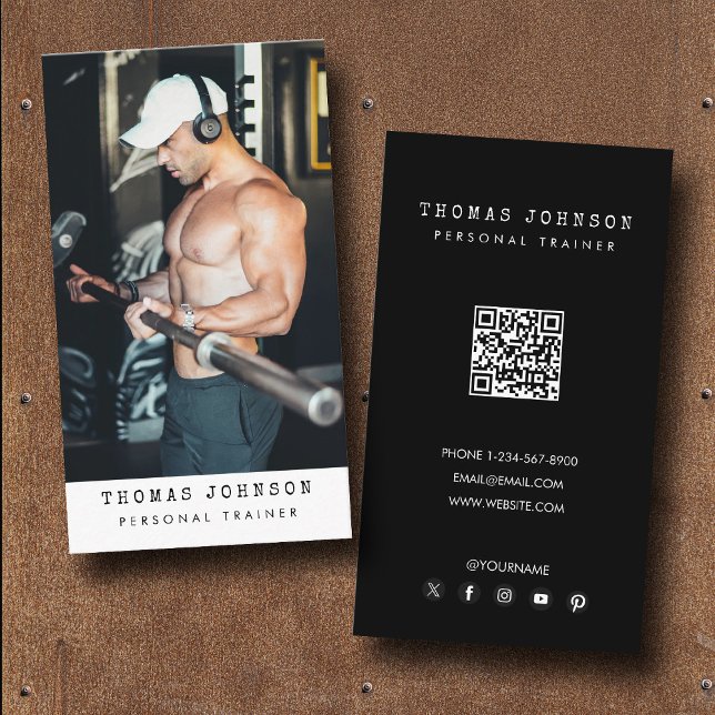 Cartão De Visita Malhação do Treinador Pessoal Moderno Preto (Modern Trendy Personal Trainer Fitness Photo Black Business Card)