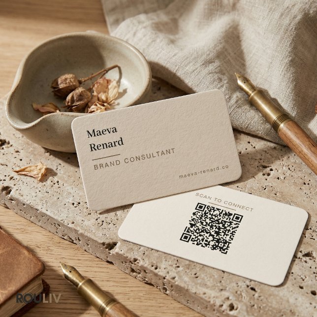 Cartão De Visita Minimal Warm Beige Linen Texture QR Code Freelance (Wabi-Sabi Warm Beige Linen Texture QR Code Creative Freelancer Business Card
)