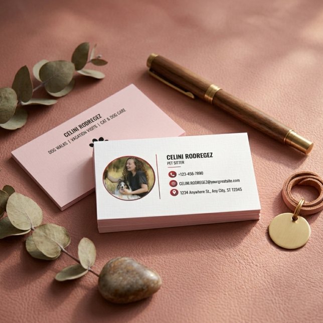 Cartão De Visita Minimalist Paw Print Pet Sitting Photo  (Minimalist Paw Print Pet Sitting Photo Business Card with Social Media)