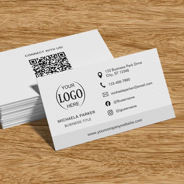 Cartão De Visita Minimalist Professional Company Logo QR Code (Criador carregado)
