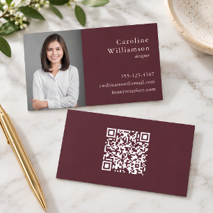Cartão De Visita Minimalista Básico Burgundy Profissional Foto QR