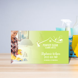 Cartão De Visita Modern Trendy House Limpando Maid Janitorial Busin