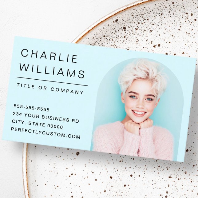 Cartão De Visita Moldura de foto de arco azul aqua mínima moderna (Modern minimal light aqua blue arch photo frame business card)