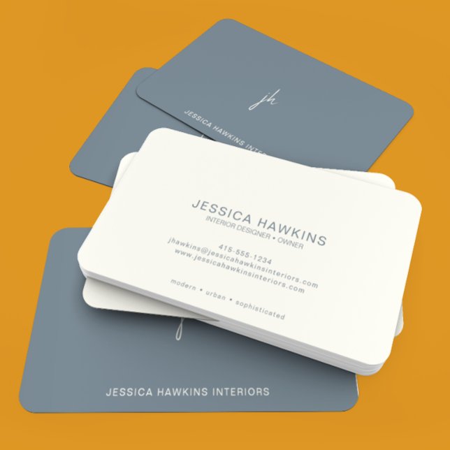 Cartão De Visita Monograma com Script Simples Elegante Azul Dusty (Criador carregado)