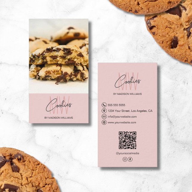Cartão De Visita Monograma Cookery Foto de padaria QR rosa (Monogram Logo Cookies Bakery Photo QR Pink Business Card)