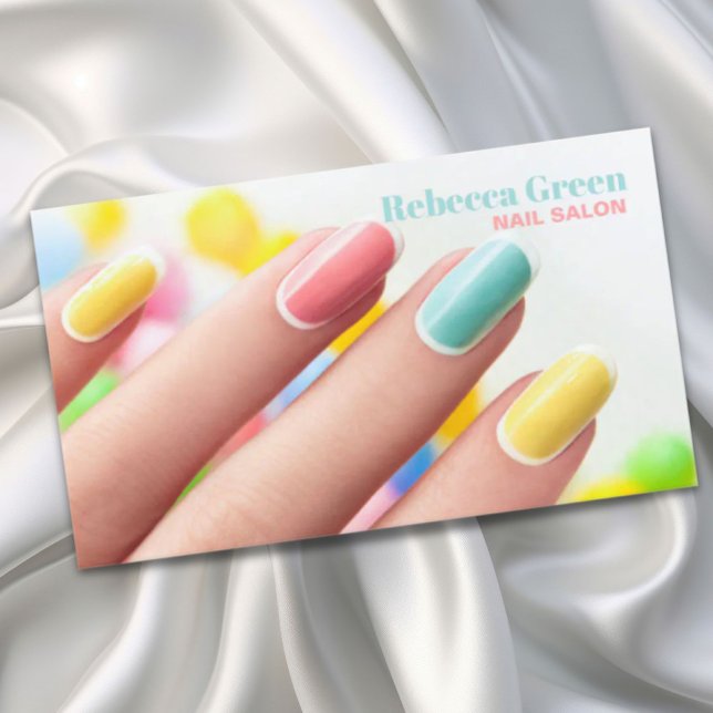 Cartão De Visita Nail Artista Moderno Manicurista Nail Salon (Modern Chic Manicurist Nail Artist Nail Salon Business Card)