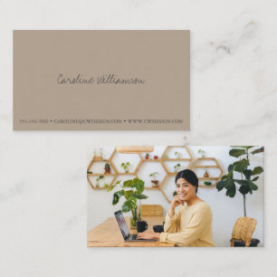 Cartão De Visita Nome Moderno Minimalista em Script Foto Bege Perso
