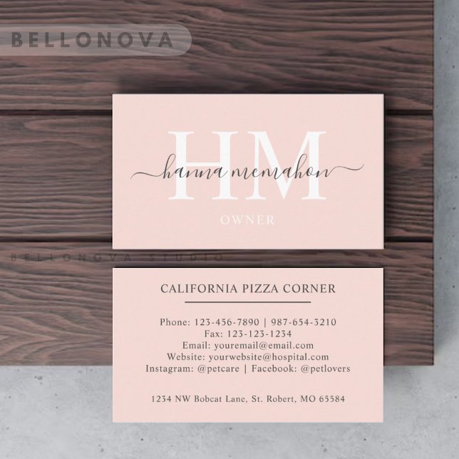 Cartão De Visita Nome personalizado Pálido Pêssego Rosa Branco Mono (Custom Name Pale Peach Pink White Black Monogram Business Card)