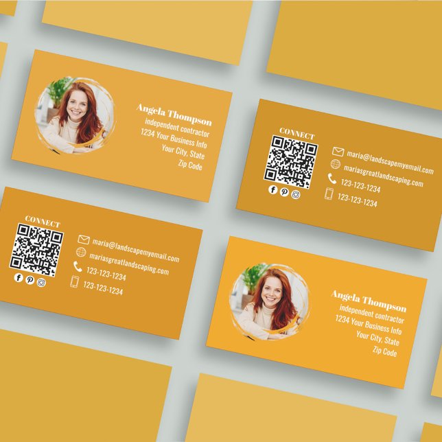 Cartão De Visita Orange Photo QR Code Social Media (Modern orange business cards with photo and qr code template..)