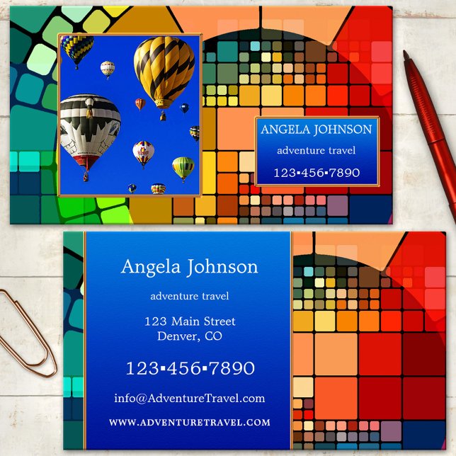 Cartão de Visita Personalizado com Foto Geométrica (Artistic business card template featuring your photo on a colorful geometric abstract design)