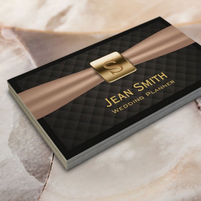 Cartão De Visita Planeador de Casamento do Monograma Dourado Modern (Criador carregado)