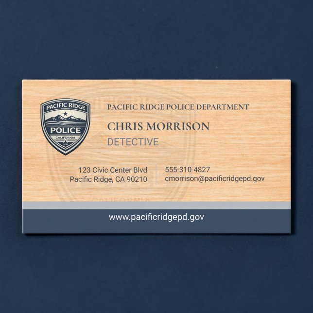 Cartão De Visita Police Detective Rustic Wood Business Card (Criador carregado)