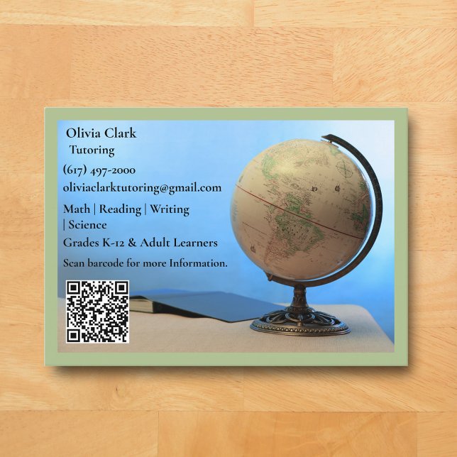Cartão De Visita Professor Tutor QR Code Verde Livro Globo Sala de  (Light Green Globe Business Card for Teacher )