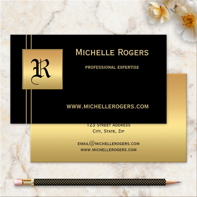 Cartão de visita profissional Dourado preto (A stylish black and gold business card with your own monogram)