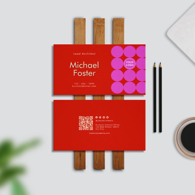 Cartão De Visita Qrcode Vermelho Minimalista Scannable (Criador carregado)