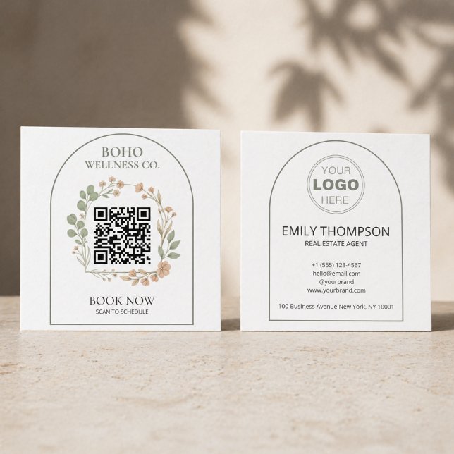 Cartão De Visita Quadrado Boho Botânico Código QR Arqueado Quadrado (Aesthetic Boho Botanical Square Business Card with QR Code for Small Business)