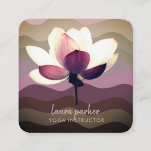 Cartão De Visita Quadrado Burgundy Lotus Flower Yoga Instrutor Watercolor