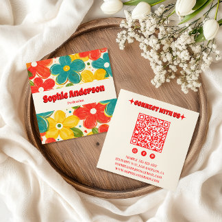 Cartão De Visita Quadrado Código QR Floral Retro em Negrito com Tipografia V