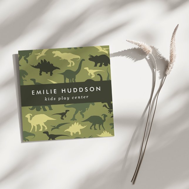 Cartão De Visita Quadrado Dinossauros Verdes, Kids Play Center, Centro de At (Criador carregado)