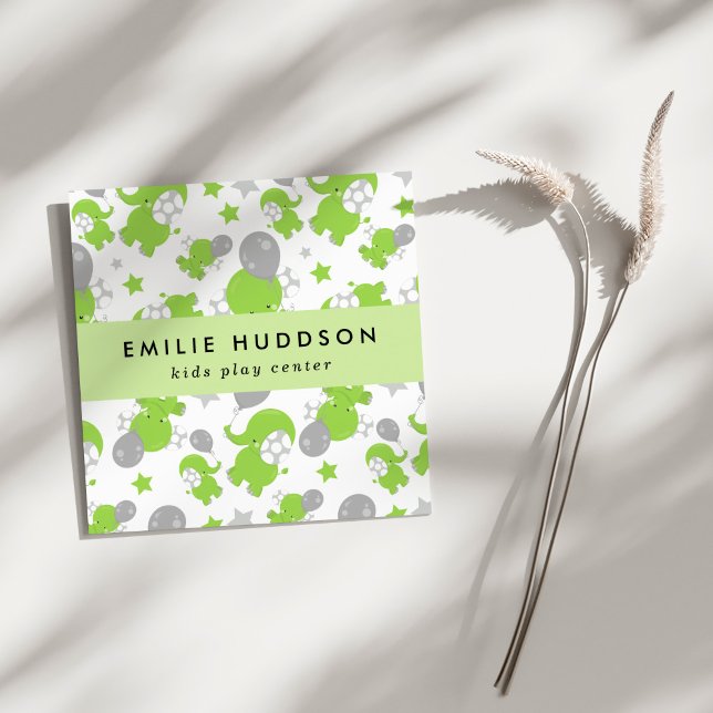 Cartão De Visita Quadrado Elefantes Verdes, Kids Play Center, Centro de Ativ (Criador carregado)