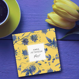Cartão De Visita Quadrado Flores Azuis Elegantes Modernas em Amarelo
