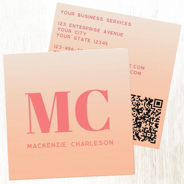 Cartão De Visita Quadrado Iniciais de Monograma Moderno Gradiente de Pêssego (Simple minimalist initials peach gradient QR code business card)