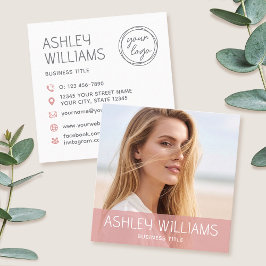 Cartão De Visita Quadrado Logotipo Moderno e Sofisticado com Cor Rosa em Fot