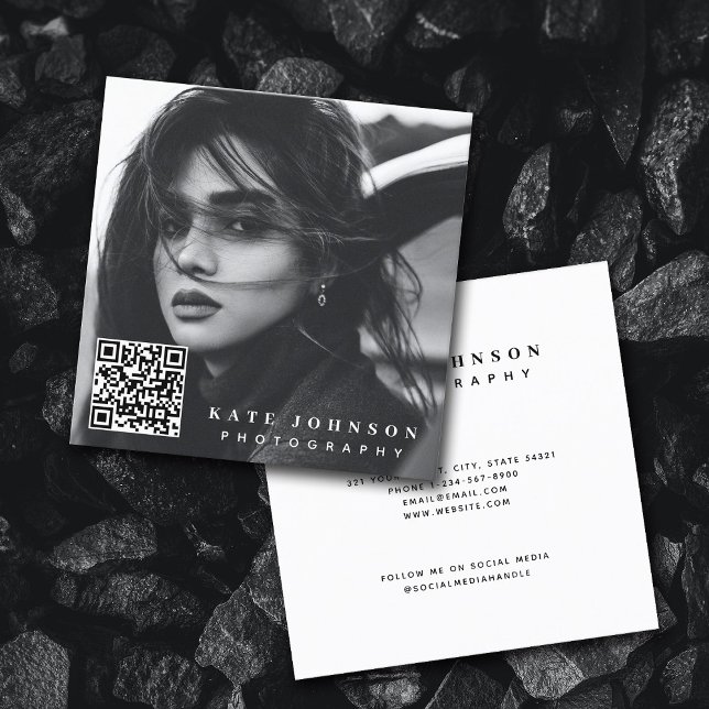 Cartão De Visita Quadrado Mídia social de código QR de foto mínima simples m (Criador carregado)