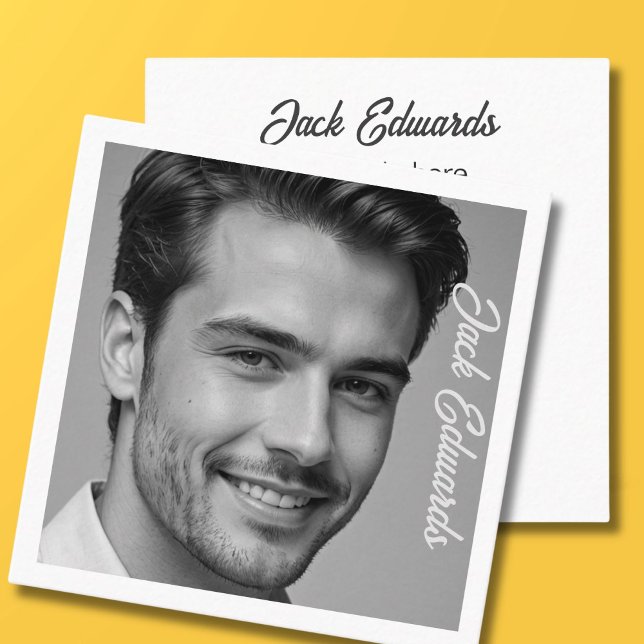 Cartão De Visita Quadrado Mídia Social Simples de Fotografia Preta Branca (Criador carregado)