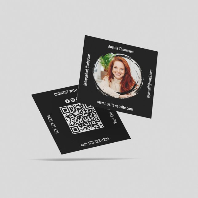 Cartão De Visita Quadrado Photo QR Code Black Connect with Me Business (Black and white business card square template.)