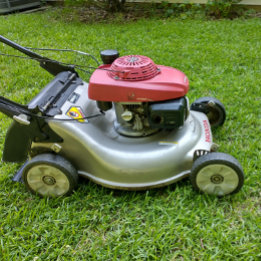 Cartão De Visita Quadrado serviço de cuidado com gramado trabalho no quintal