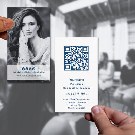 Cartão De Visita Retrato Azul e Branco Elegante