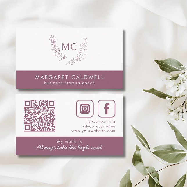 Cartão De Visita Rua Monográfica Roxa (Dusky Purple Monogram Wreath Social Media Business Card)