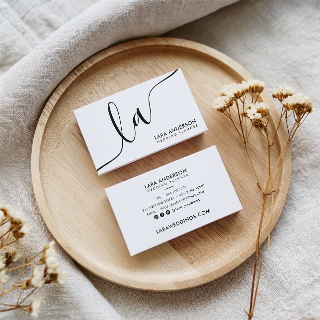 Cartão De Visita Sinais mínimos modernos de monograma branco preto (Modern minimal plain black white monogram initials)