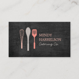 Cartão De Visita SPOON SPATULA DE WHISK na padaria de madeira negra
