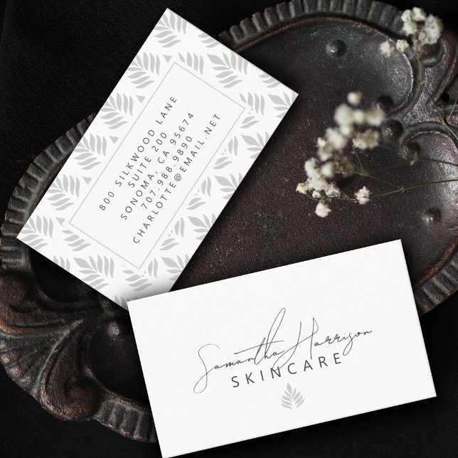 Cartão De Visita Típica Simples e Elegante Beleza Escassa (Criador carregado)