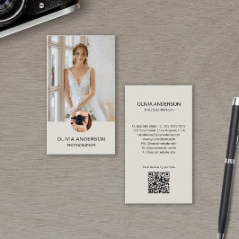 Cartão De Visita Tone Neutro Simples de Fotografia Moderna QR